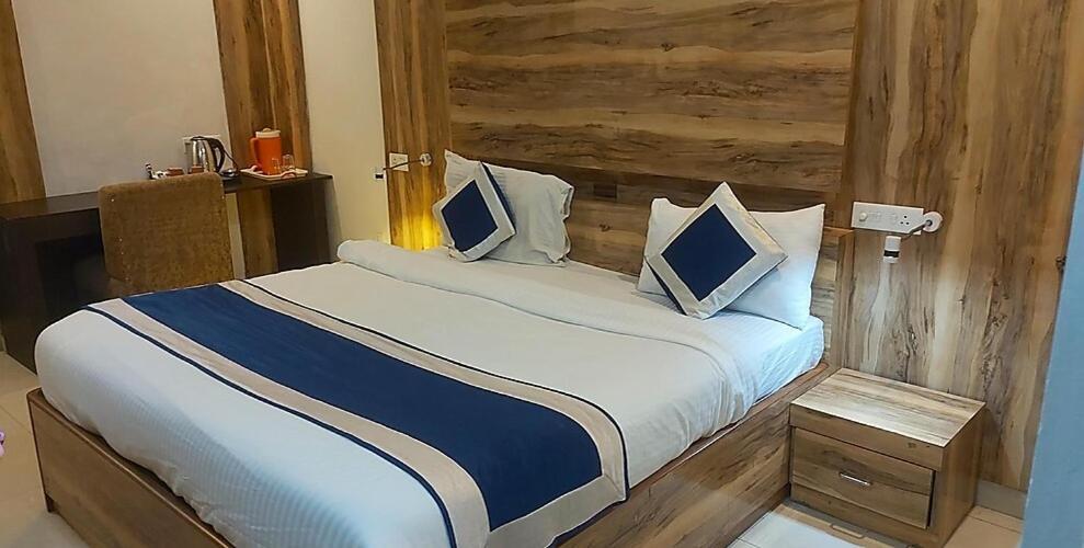 Syona Residency Hotel Lucknow Exterior photo