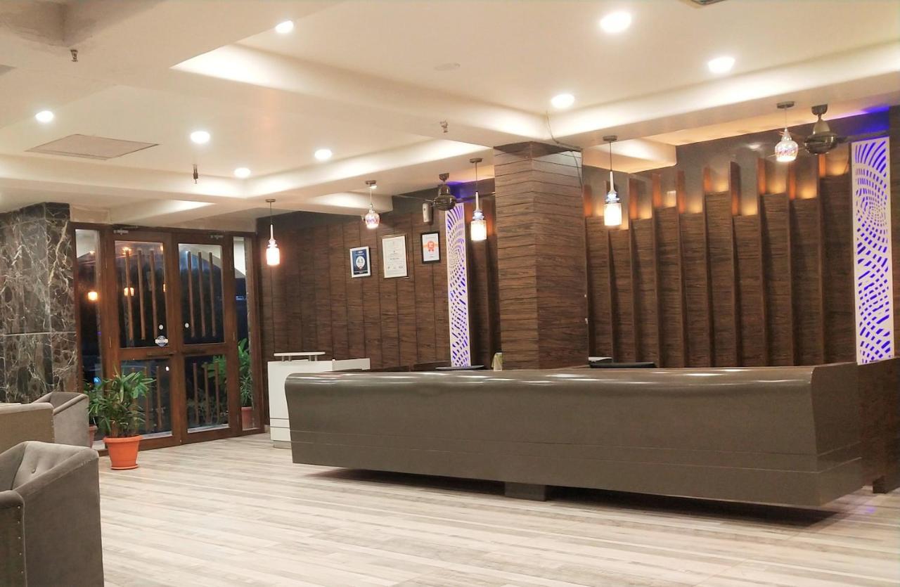 Syona Residency Hotel Lucknow Exterior photo