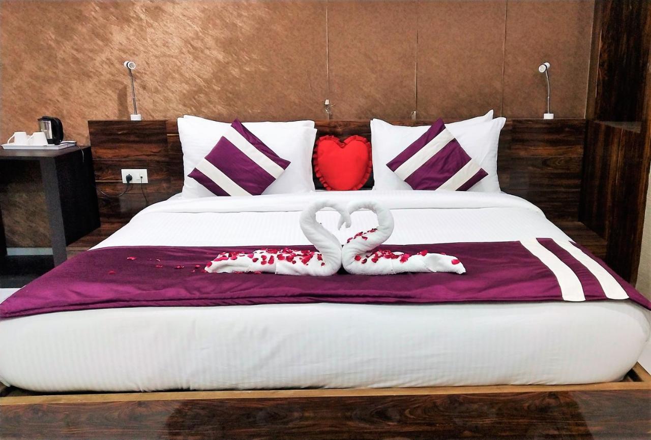 Syona Residency Hotel Lucknow Exterior photo